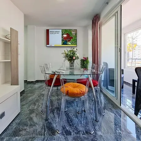 Modern Apartment Right In The Heart Of Benidorm Exterior foto